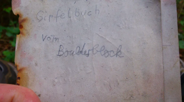 Gipfelbuch | © CC BY-NC-ND