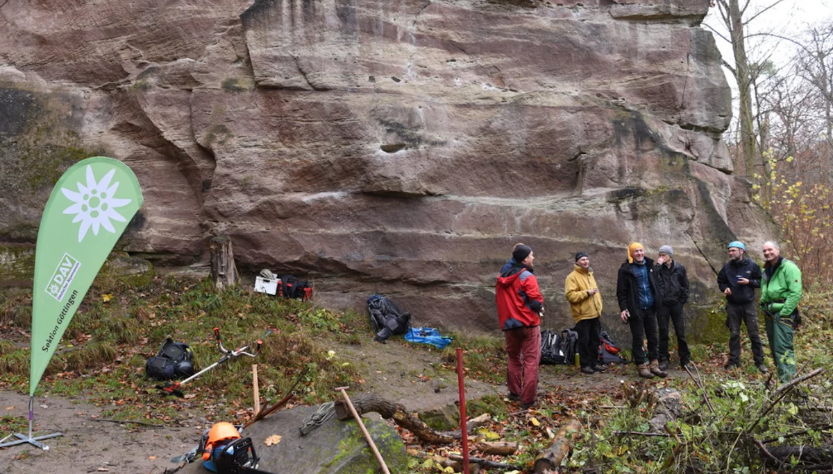 Gruppe macht Pause | © CC BY-NC-ND